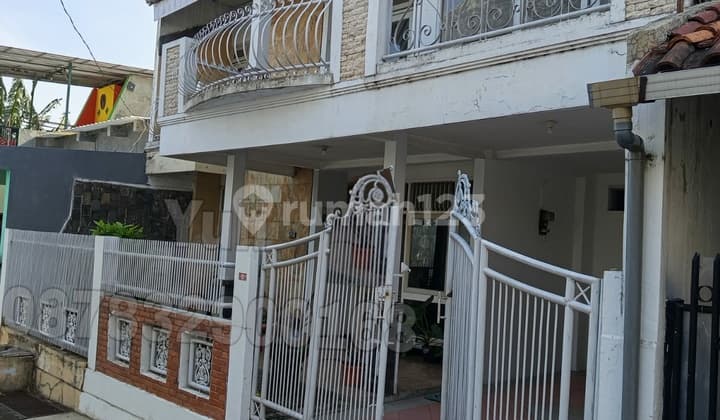 Dijual Rumah Tingkat 2 Lantai Siap Pakai Daerah Candisari, Semarang