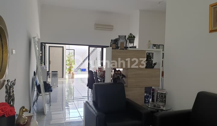 Disewakan Rumah Bagus Full Furnished Tinggal Pakai di Perumahan Graha Padma, Semarang