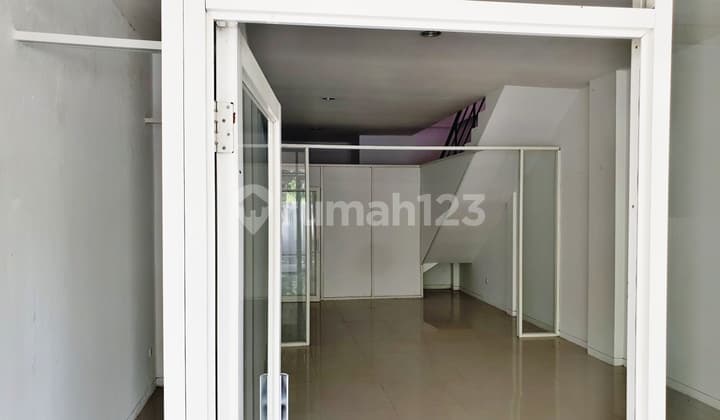 For Sale: 2-Story Shop House Ready to Use in Citragrand Tembalang Housing, Semarang