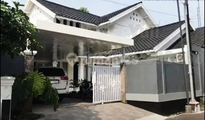 For Sale Nice 1.5-Story House in Candisari Area, Semarang