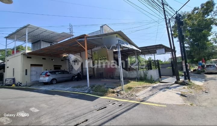 Dijual Rumah Ruang Usaha Pinggir Jalan Raya Daerah Tembalang, Semarang