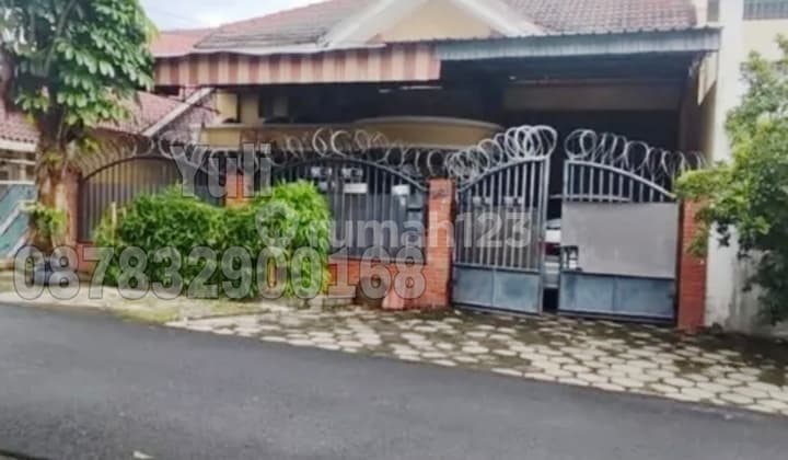 Ready for Sale House in Kedungmundu Tembalang Housing Area, Semarang
