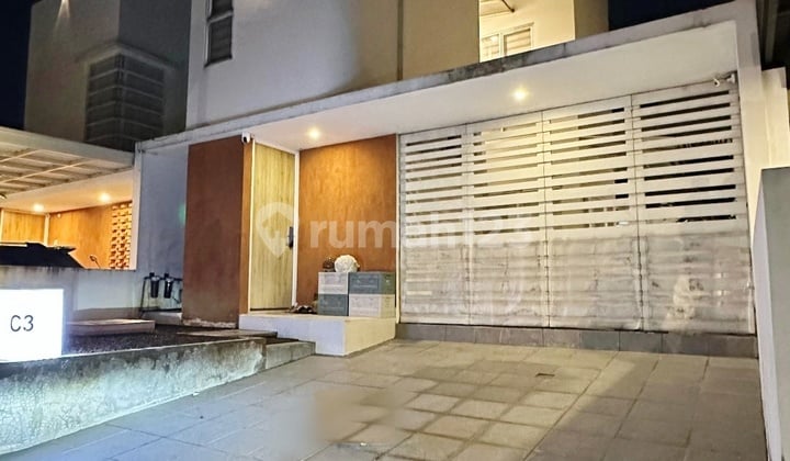 Dijual Rumah Bagus Tingkat 2 Lantai Siap Pakai di Perumahan Daerah Jangli, Semarang