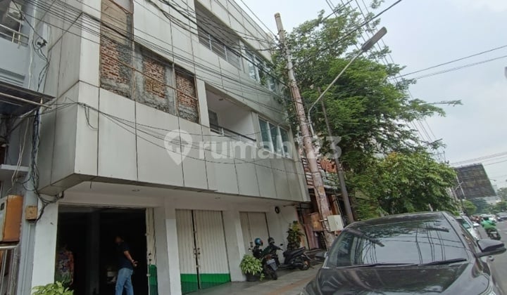Dijual Cepat Ruko Tingkat 3 Lantai Tengah Kota Semarang