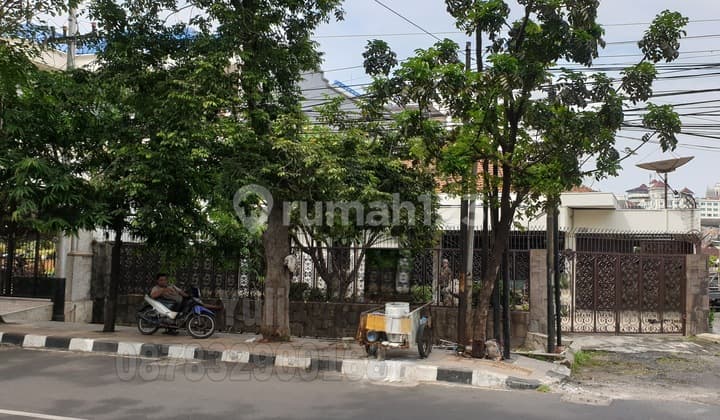 Dijual Rumah Bangunan Lama Tengah Kota Semarang