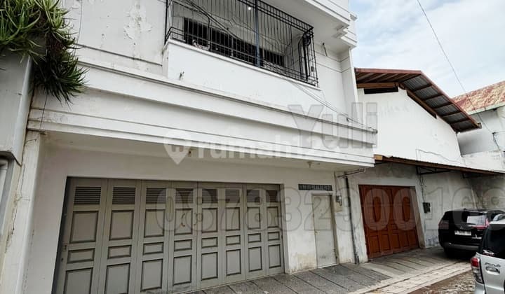 Dijual Cepat Rumah + Gudang Tingkat 2 Lantai Daerah Gabahan, Semarang Tengah