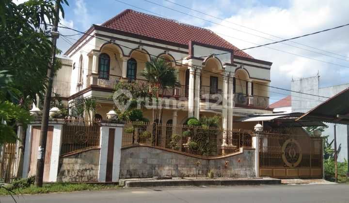 Rumah Mewah Kawasan Elit Panakukang