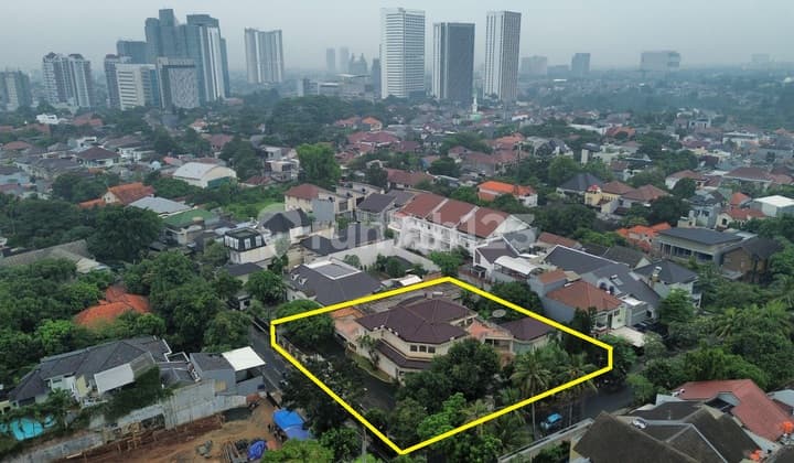 Rumah Besar Komplek RSPP Cilandak Untuk Mes Town House Kantor