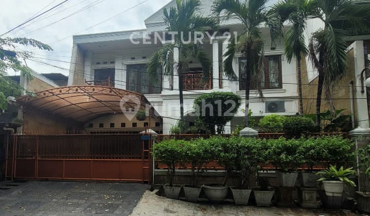 Hunian Mewah Dijakarta Pusat Bergaya Klasik Modern Terawat Nyaman