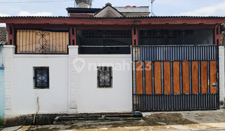 Rumah 2 Lantai Minimalis Siap Huni di Perumahan Daerah Cilaku