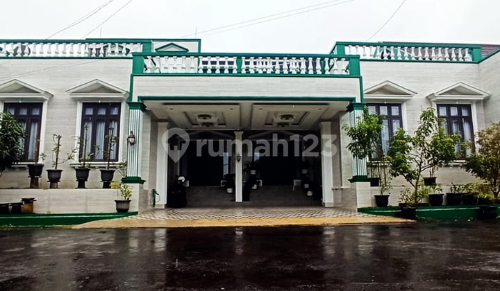 Dijual Rumah Mewah 2 Lantai di Perumahan Exclusive Suasana Asri