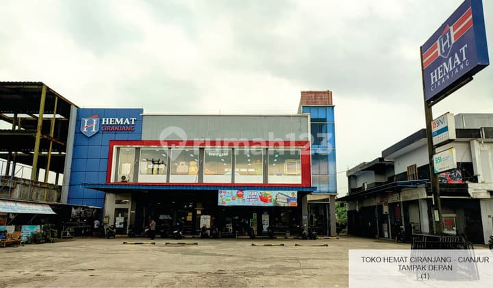 Toko Bagus 2 Lantai Sangat Luas Cocok Untuk Usaha Pertokoan