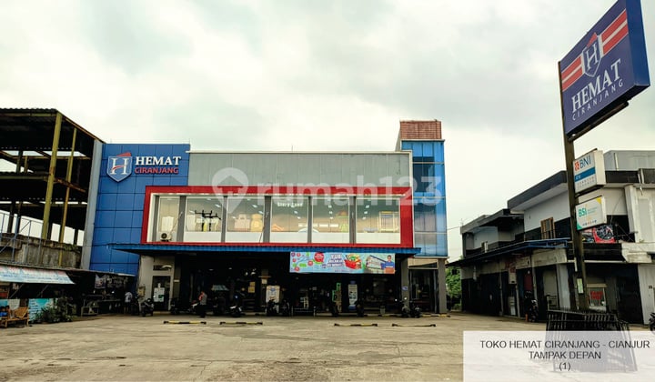 Toko Bagus 2 Lantai Sangat Luas Cocok Untuk Usaha Pertokoan