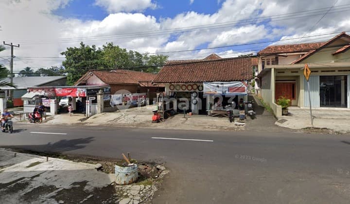 Rumah Bagus Siap Huni Samping Jalan di Jl. Raya Kawali - Panjalu