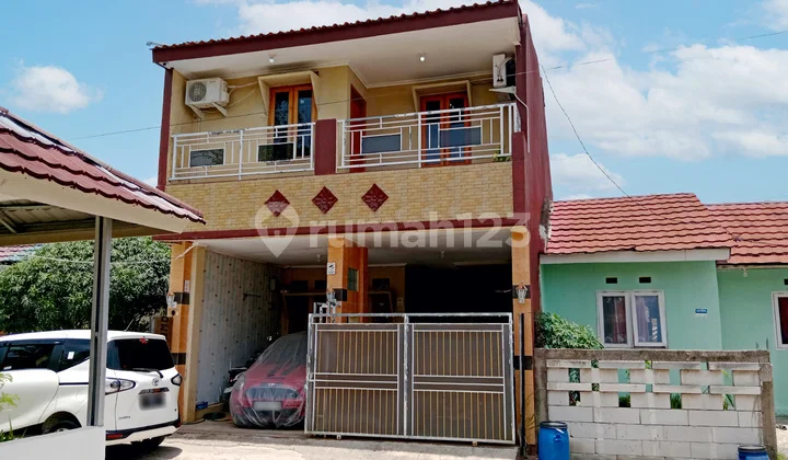 Rumah Minimalis Modern Bagus 3 Lantai Siap Huni di Komplek