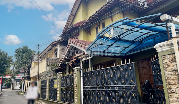 Rumah Bagus Estetik Strategis di Cianjur Kota
