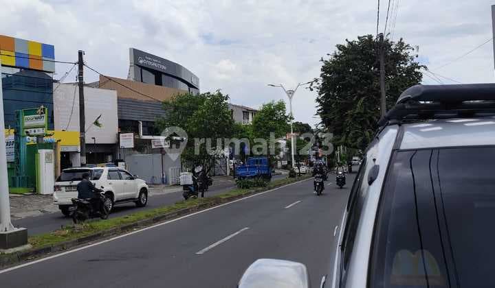 DIJUAL Rumah Tua di Jalan Meruya Ilir Raya, Cocok utk Usaha