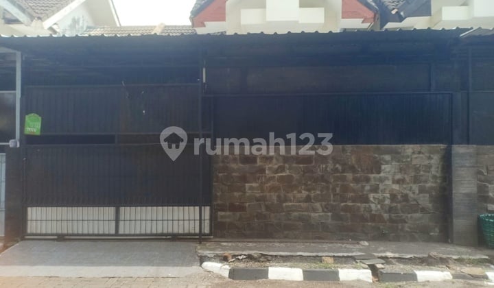 Tumah Siyab Huni di Perum Gedangan Solo Baru