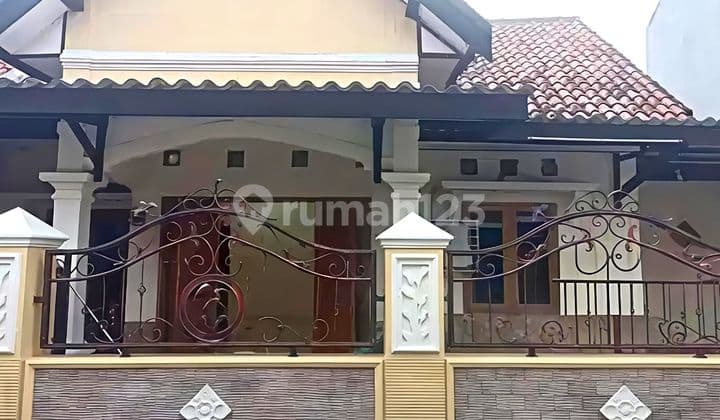 Ready-to-Use House in Colomadu, Solo