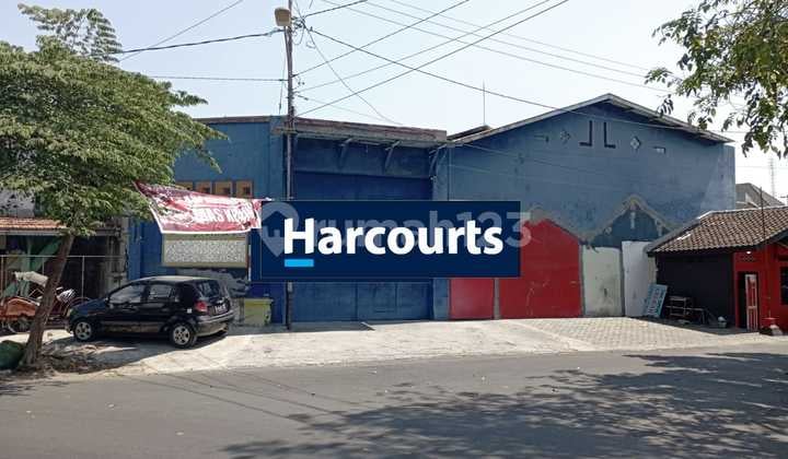 Gudang Bagus Strategis Siap Pakai Dkt Dgn Kawasan Niaga Pasar Legi di Banjarsari Solo.