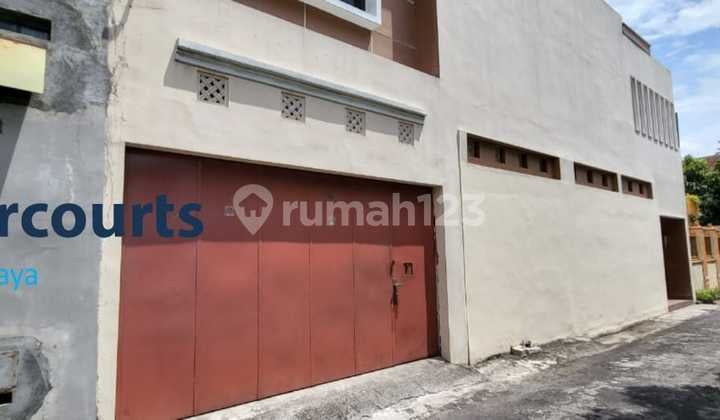 Rumah 2 Lntai Bersih Terawat Tengah Kota Solo