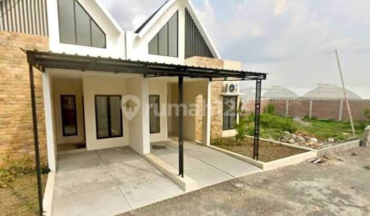 Rumah Bgus Siyab Huni di Colomadu @ Mbulukan