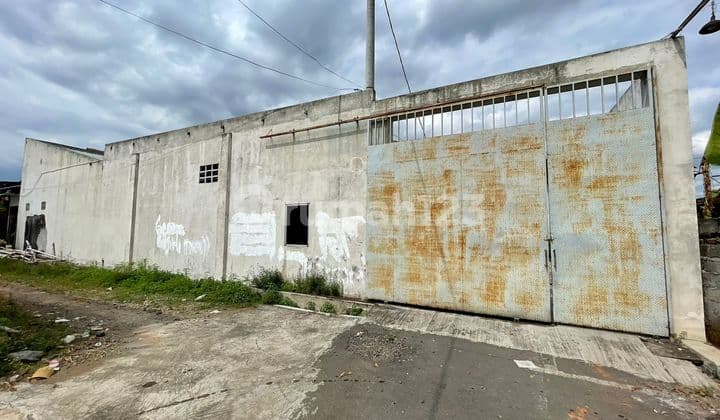 Warehouse in Telukan Sukoharjo Solo, in the Warehousing & Industrial Area.