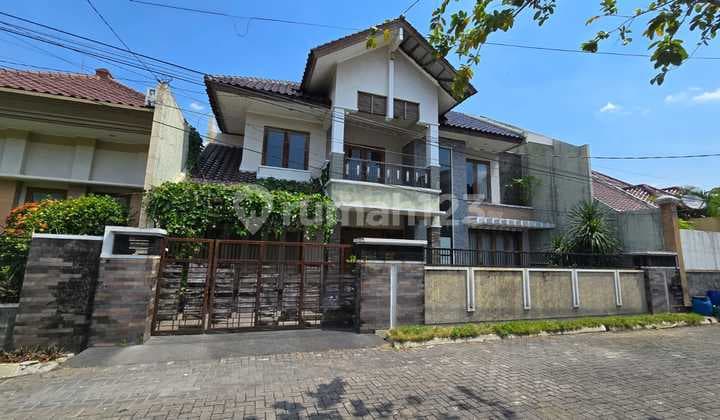 Rumah Mewah Minimalis Cluster Elite. Solo Baru