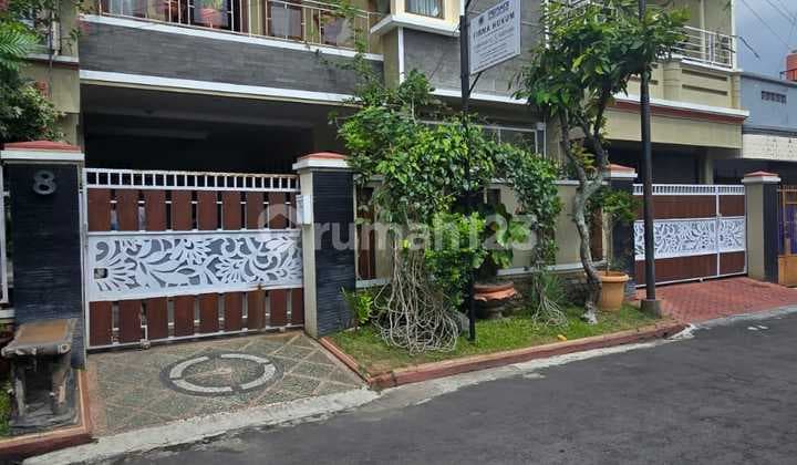 Rumah Mewah Bagus Siap Pakai Di Perumahan Elite Fajar Indah Solo