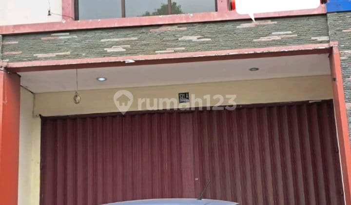 3-Story Ready-to-Use Shop House Location Laweyan