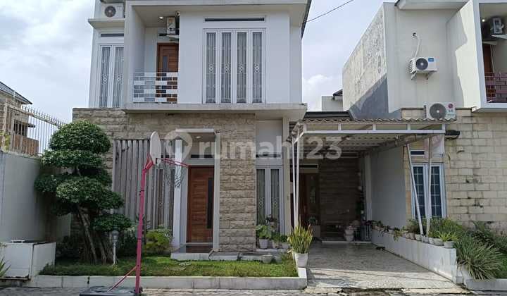 Rumah Bagus 2 Lantai Di Gentan Solo