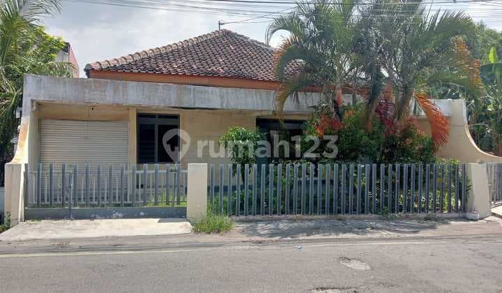 Rumah Hitung Tanah Strategis