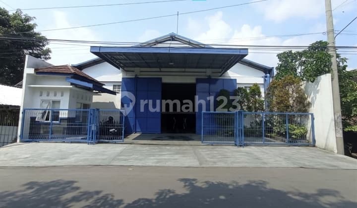 Good New Fresh Strategic Warehouse Ready to Use Near Adi Sumarmo Toll Gate & Airport in Ngemplak Boyolali