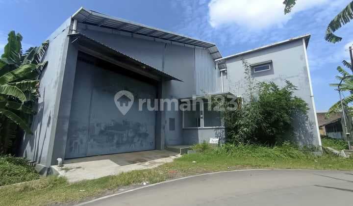 Good Strategic Warehouse Ready to Use in Gatak Industrial & Warehouse Area, Sukoharjo