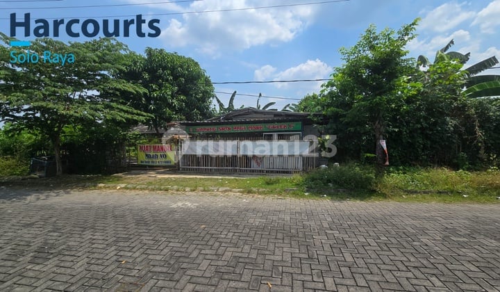 Tanah Kavling Siap Bangun di Jalan Vienna Utama ( Boulevard ) Solo Baru