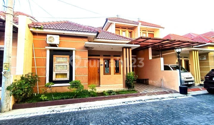 Rumah Bagus 2 Lantai Di Cluster Di Paulan, Colomadu