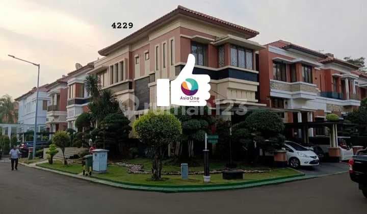 Dijual Rumah Mewah 2,5 Lt Hook di Kelapa Gading Jakarta Utara