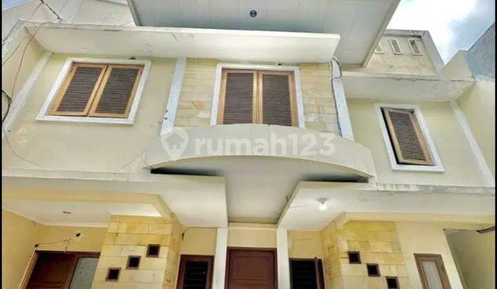 Dijual Disewakan Rumah Bagus Siap Huni 2,5 Lt di Tebet Barat