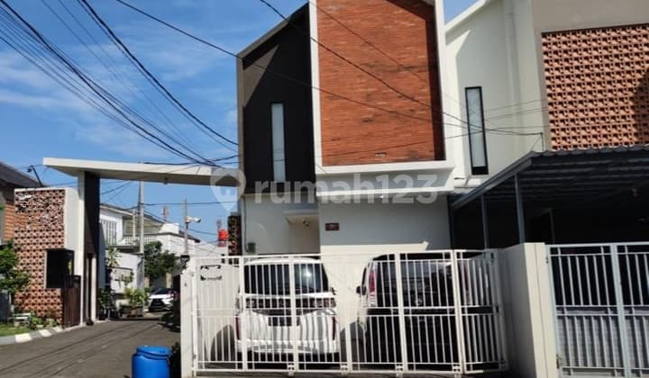 Rumah Furnished Murah 2 Lt Dekat Pasar Pondok Gede