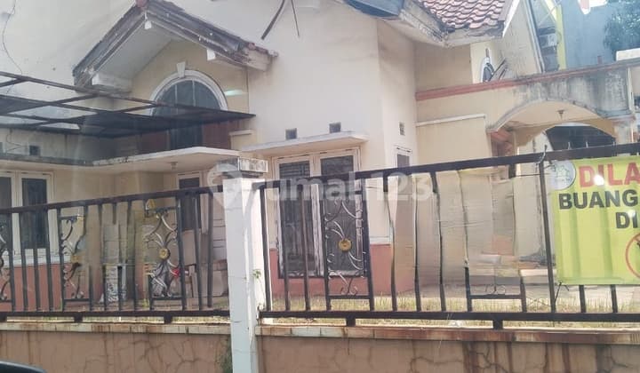 Rumah 1 Lt Murah dalam Cluster Taman Sari Harapan Indah