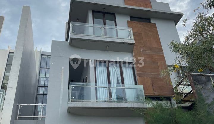 For Sale Citraland Megah Ready-to-Occupy House Batam Center