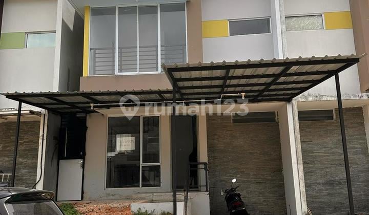 Siap Huni, Rumah, 3 Lantai, HGB, Bebas Banjir
