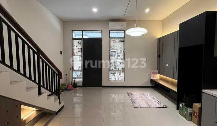 Rumah Bagus Semi Furnished Taman Kopo Indah 5