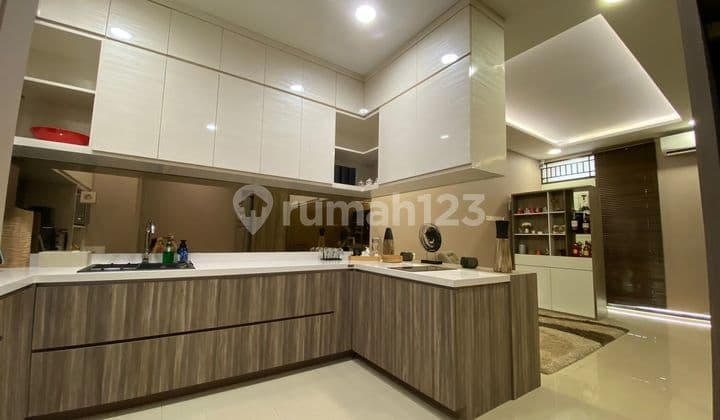 Rumah Layar Permai PIK, Full Renov Luas 4x12 Hadap Barat Laut
