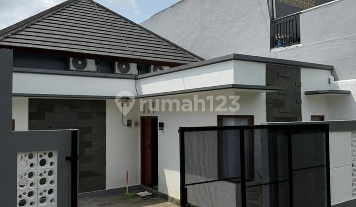 Dijual Rumah Baru Modern Minimalis Di Taman Giri Mumbul