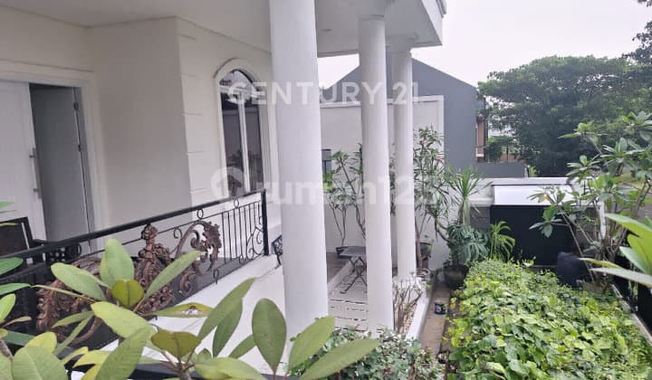 Bukit Golf Riverside Cibubur, Jalan Utama, Mewah