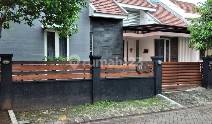 JUAL RUMAH HOOK CITRALAND SURABAY SIAP HUNI LUAS 200 M2 JUAL RUMAH HOOK CITRALAND SURABAY SIAP HUNI LUAS 200 M2