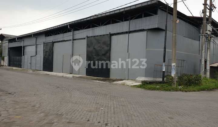 Dijual Gudang 2 Unit Jejer - Gudang 1