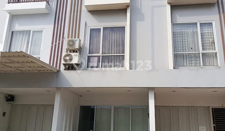 Rumah Bagus Rapih Siap Huni di Cendrawasih Residence, 0018 Agsjoh