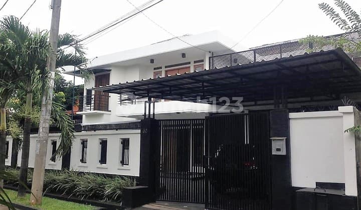 Rumah Bagus Siap Huni di Daerah Pondok Kelapa, Kode 0011 Dad
